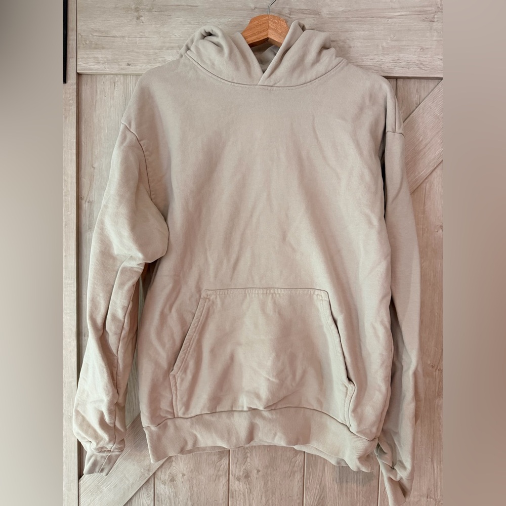 TALENTLESS Cream Hoodie